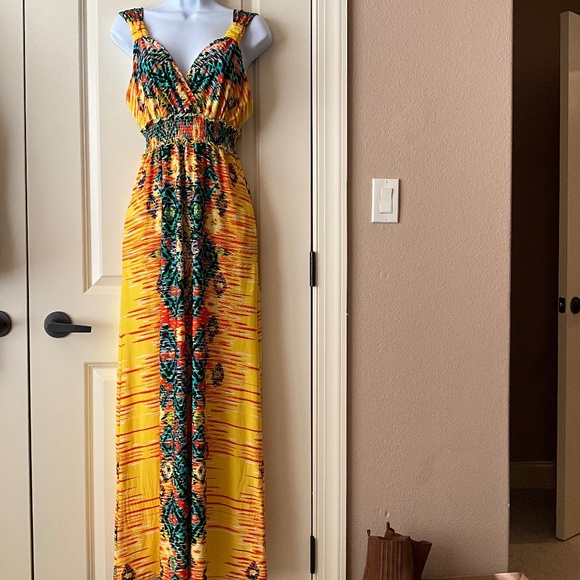 ECI Dresses & Skirts - ECI New York Maxi Dress size 4